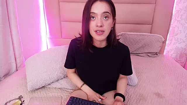 eva_lopez19's Live XXX Chat