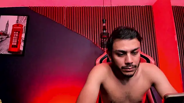 Chat XXX en directo de Boss_Domiinator