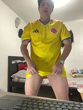 Fozil_Dvice Live XXX-Chat