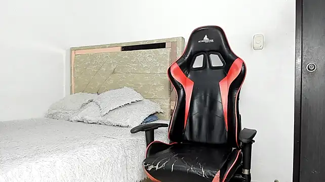 Živý XXX chat Javier_Hot27_