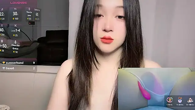 woaiqinqin Chat XXX in diretta
