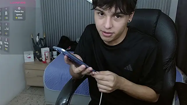 StiwenTwink's Live XXX Chat