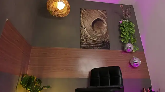 XXX chat uživo modela GinebraaFox_