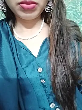 Chatroom XXX en direct de Noor_Darliing