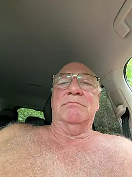 XXX chat uživo modela biggandybig