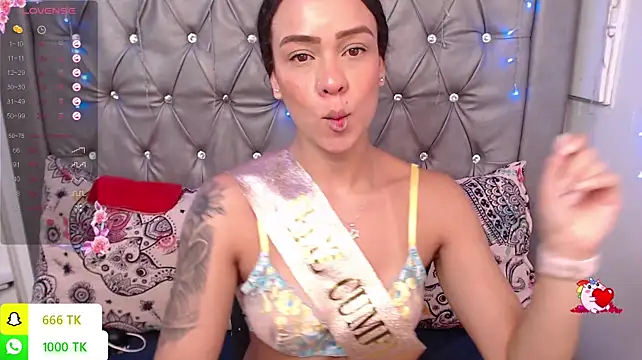 Chat XXX en directo de LAILAGUMMY
