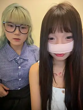 Rocket-Girl's Live XXX Chat
