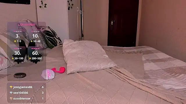 Rainey_ live XXX chat