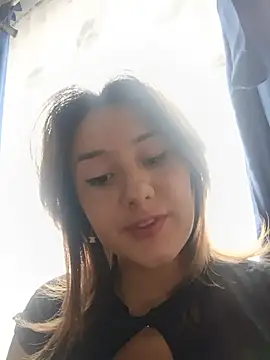 Онлайн чат XXX LuisaLean