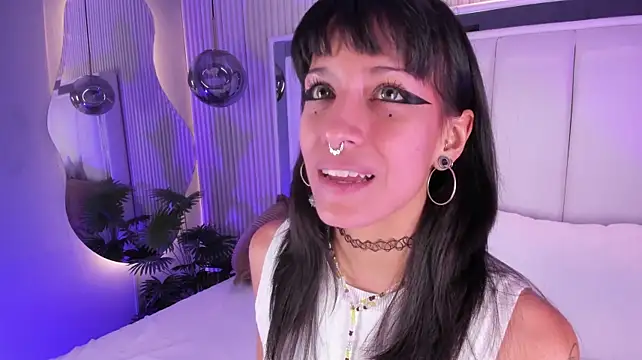 ViolettaColinss Adlı Modelin Canlı XXX Sohbeti