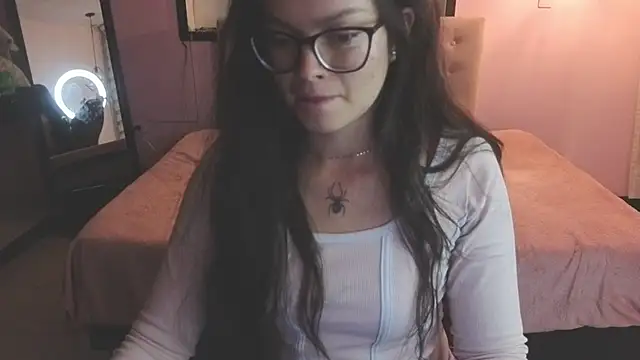 Sara_valderrama_'s Live XXX Chat