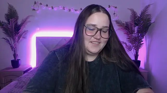 XX_Daniella_XX Adlı Modelin Canlı XXX Sohbeti