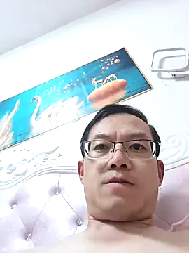 GG-0021 网络视讯表演