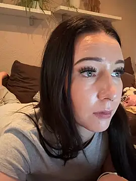 Trixie-Tainted Webcam-Show