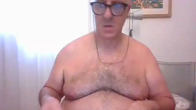 ANONIMO7735 Chat XXX live