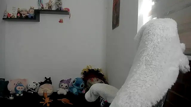 Shaddycute_ Adlı Modelin Canlı XXX Sohbeti