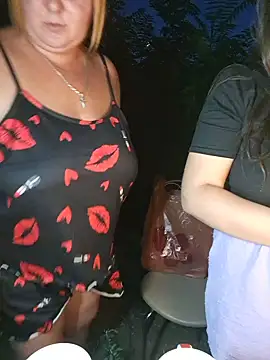 Show modela Buns2026 na web-kameri