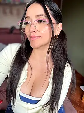 Veronica_Wins_ Adlı Modelin Canlı XXX Sohbeti