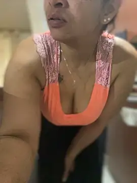 Carola-Ross Chat XXX live