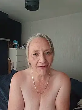 BellaUkCurvyn Webbikameraesitys