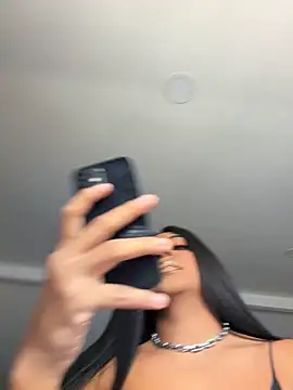 Ashleythelatinaa's Webcam Show