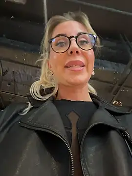 LisaMurr লাইভ XXX চ্যাট