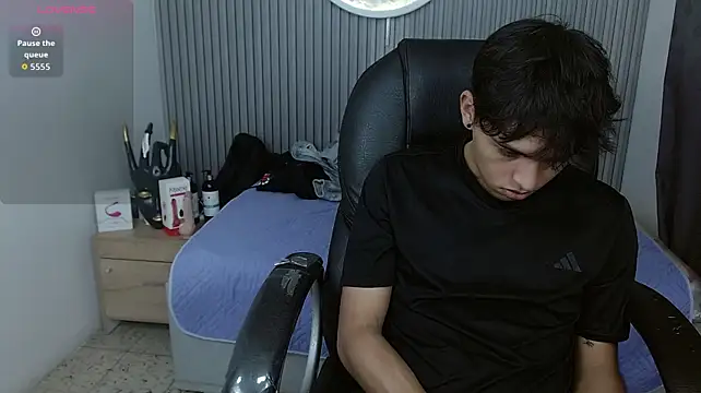 Chat XXX ao vivo de StiwenTwink