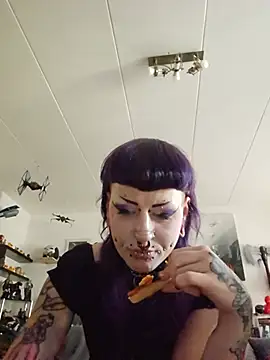 Purple_Coffin666: απευθείας συνομιλία ΧΧΧ