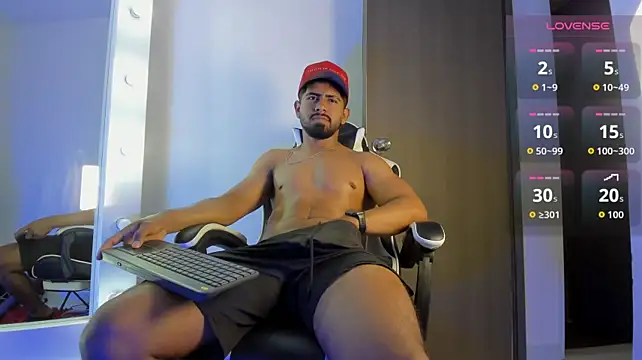 Chat +18 de Noah_blackmen ao vivo