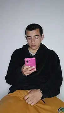 Chat XXX ao vivo de Thick_Cock