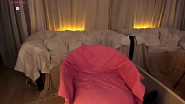 Ivi_ca 라이브 XXX 채팅