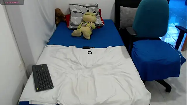 LAURA_Foxht's Live XXX Chat