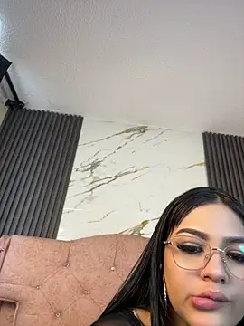 Emily_firee Live XXX-chat