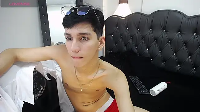 Chatroom XXX en direct de Nicolas_Rosenthal