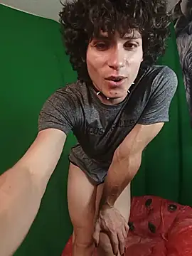 LittleTymmy Chat XXX in diretta