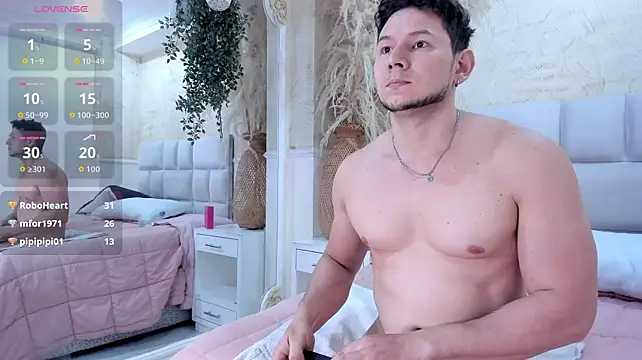 Izui_Pierce Live XXX-chat