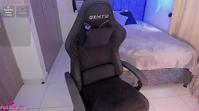 LouaneBourVip Live XXX-chat