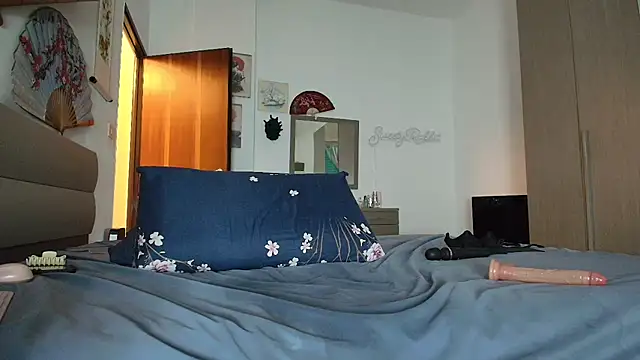 _SWEETYRABBIT live XXX chat