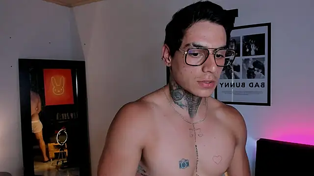 Simon_cortes live XXX chat
