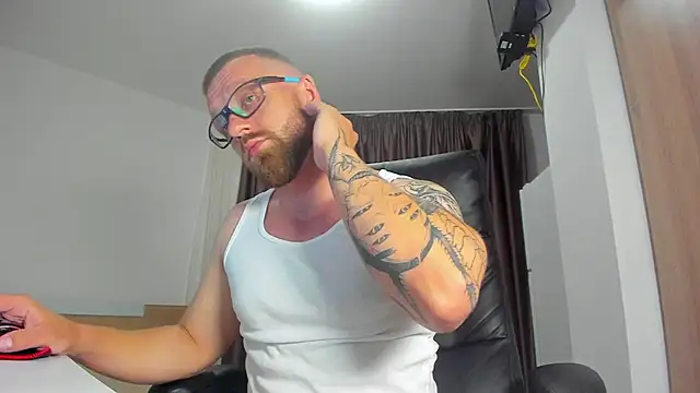 Онлайн чат XXX Findom_guy