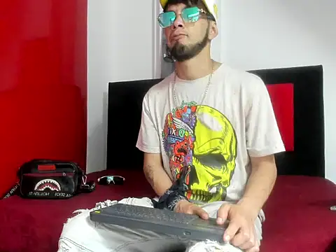 mark_splinter09 XXX чат на живо
