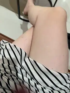 Meii-meyy – Live XXX-chat