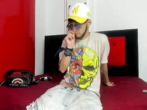 Chat +18 de mark_splinter09 ao vivo