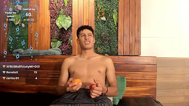 Chat XXX en directo de angelsilva_