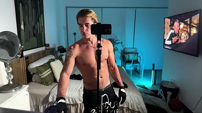 Son_Gokuu – webcam-show