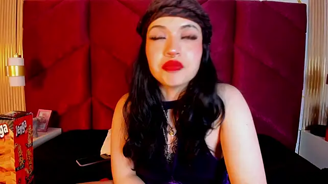HannaRoussee's Live XXX Chat