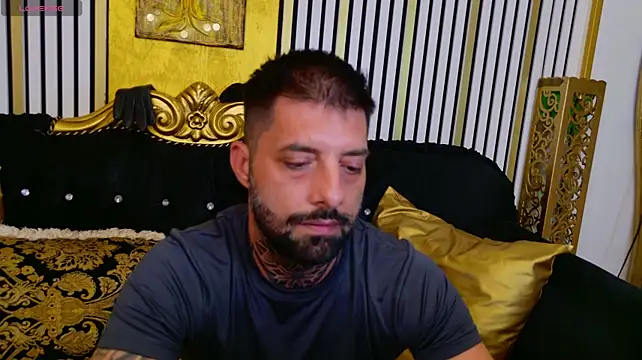 TommyDum Chat XXX live