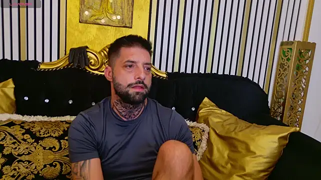 Chat +18 de TommyDum ao vivo