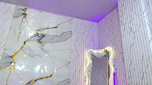دردشة PEACHY_TAY الجنسية المباشرة