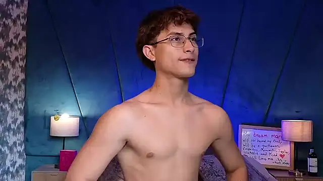 Czat XXX na żywo – Aaron_Eze